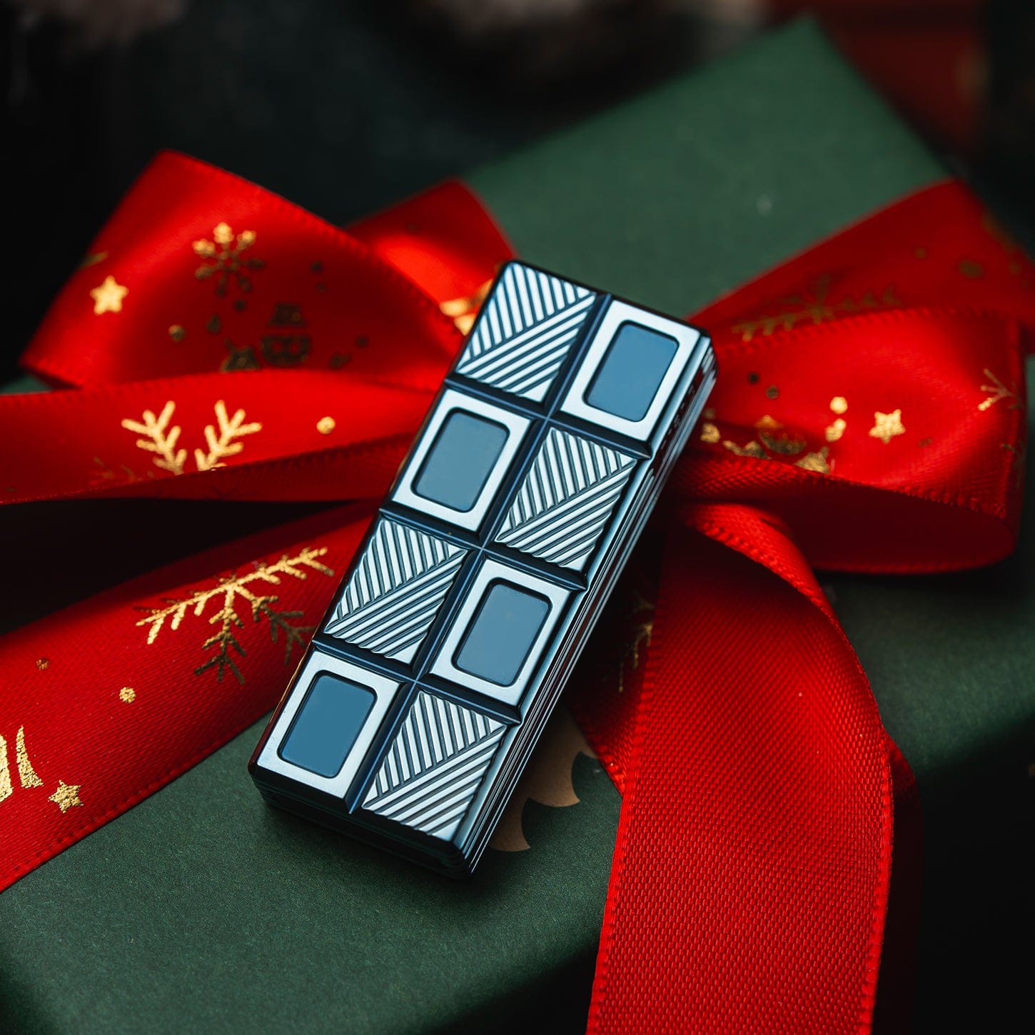 01EDC 只禁优惠代码 Wafer Biscuit 2.0-Chocolate Zirconium blue (ships in 20 days)