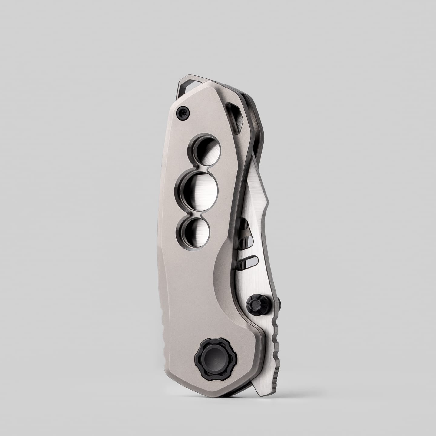 42.COSMO 只禁优惠代码 Baby Teeth Titanium/M390