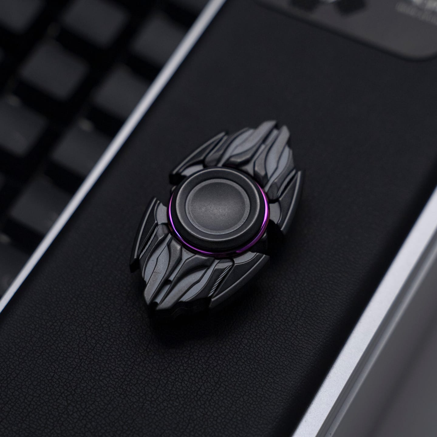 HOPE Fidget Spinner Dark Spinner Zirconium-Obsidian Shadow