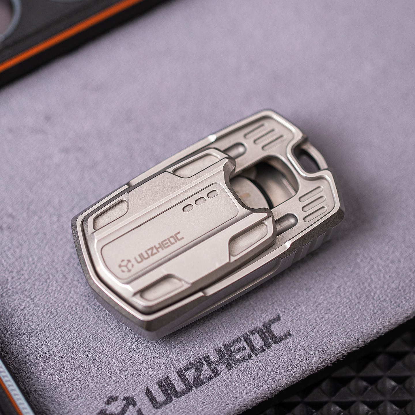 JUZHEDC 只禁优惠代码 Thousand Machines Pro Stonewashed Stainless Steel (ships in 5 days)